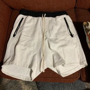 Fear Of God ESSENTIALS Shorts